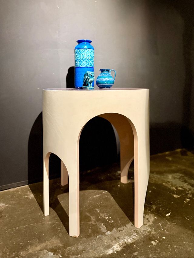 Mesa escultórica abstracta SpaceAge 70