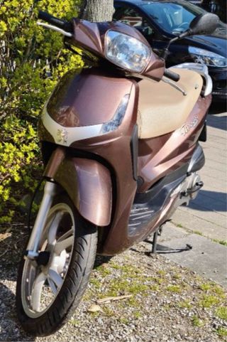 Peugeot Tweet 125