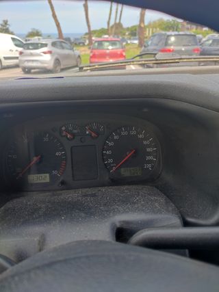 VOLKSWAGEN Kombi T4 2.5 TDI