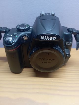 Nikon d5000