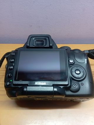 Nikon d5000