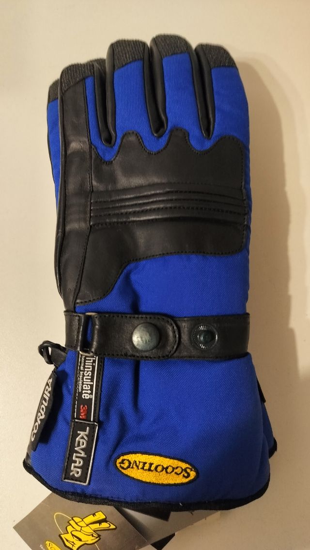 Guantes moto. Nuevos.