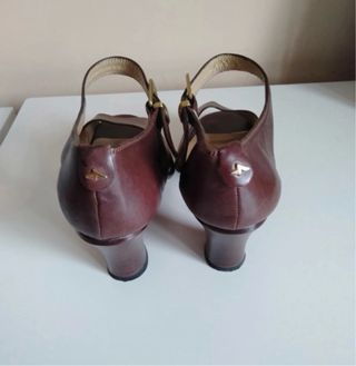 OFERTA. preciosos y comodos  Zapatos de cuero