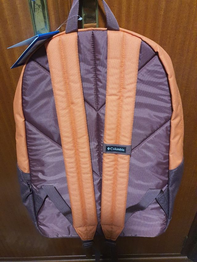 Mochila Columbia 22L naranja y vino