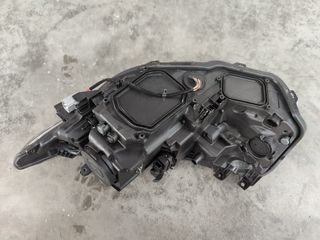 Faro derecho original Toyota Auris II