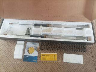 Cartuchos y muelles de horquilla Öhlins