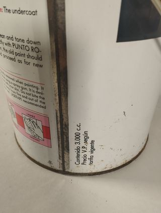Bote de pintura esmalte amarillo oro