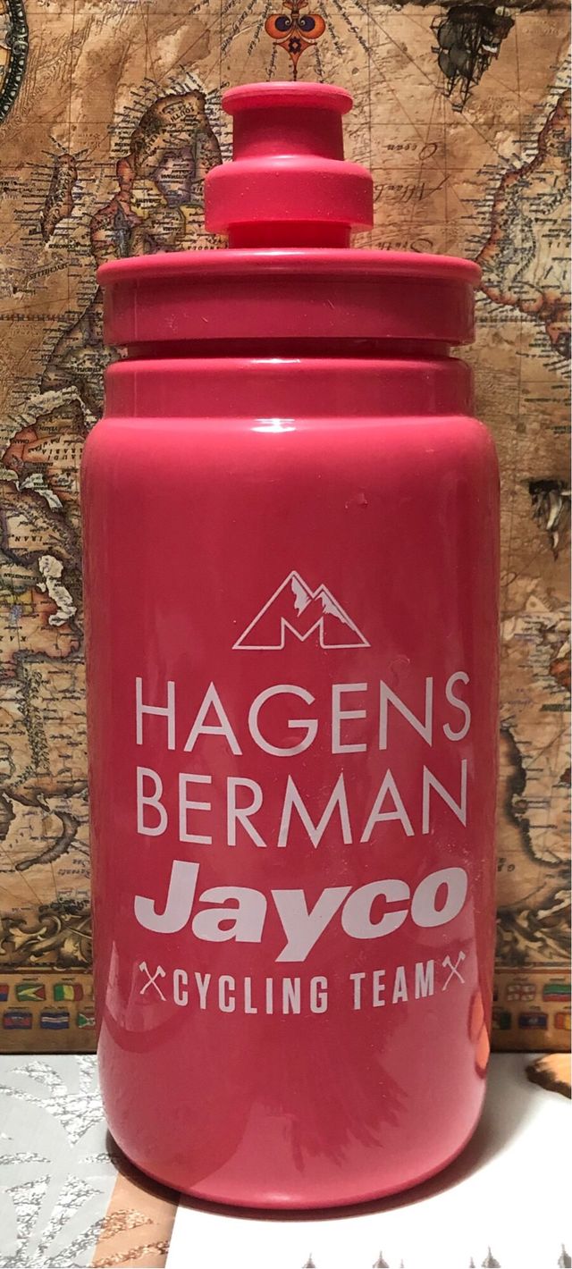 Bidon ciclismo Hagens Berman Jayco 2024