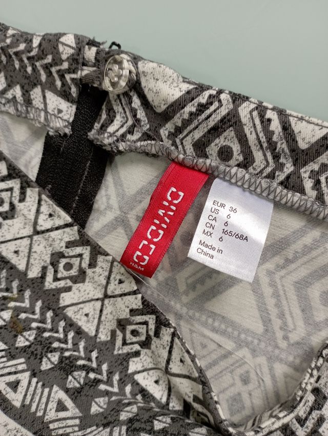 Minifalda pedrería Divided S