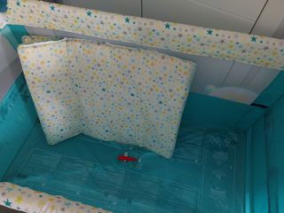 Cuna de viaje JANE nueva. CON colchón