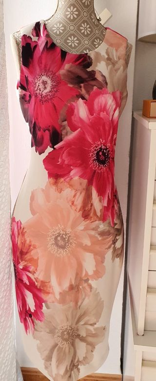 vestido calvin klein floreado