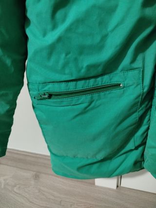 Chaquetón reversible verde y negro