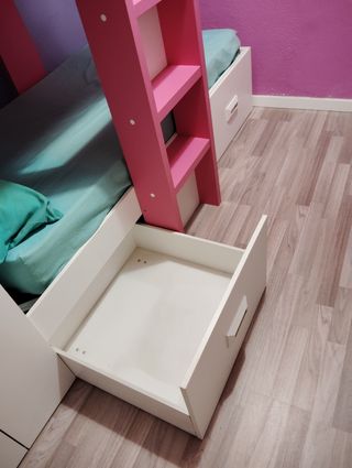 Cama tren con armario