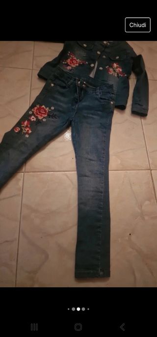 Completo bambina 5/6anni prenatal