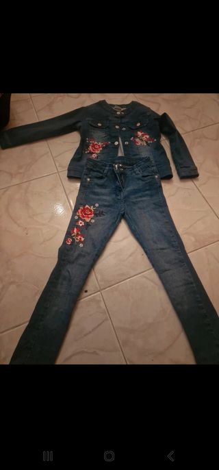 Completo bambina 5/6anni prenatal