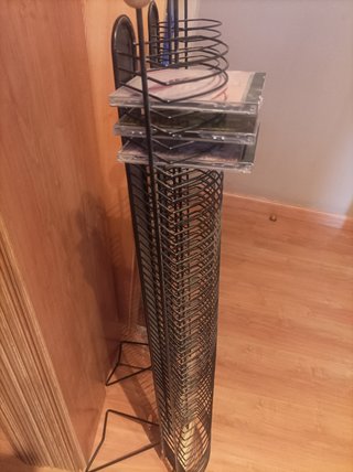 Torre soporte para CDS música