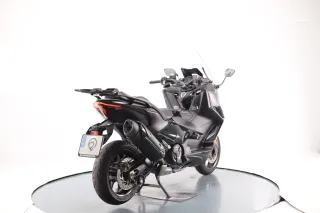 YAMAHA T-MAX 560 TECH 2024