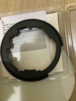 Soporte givi tapon gasolina honda africa twin