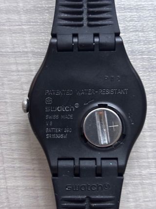 Reloj Swatch Dark Rebel 40mm
