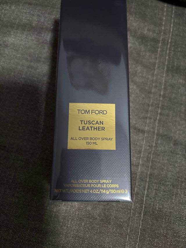 Tom ford perfume Ropa