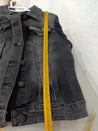 Chaqueta vaquera elástica nueva desigual