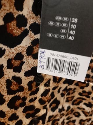 Camisa sin estrenar.