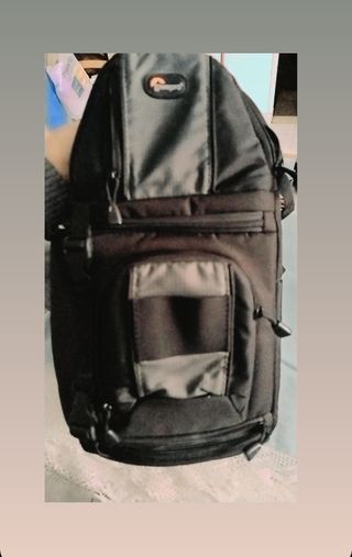 Macchina fotografica con 2.  teleobiettivi + zaino