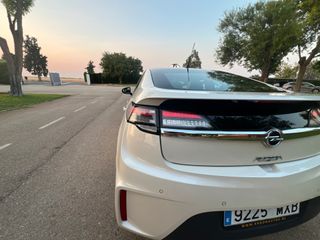 Opel Ampera