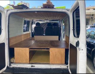 LEER BIEN Ford Transit 2001