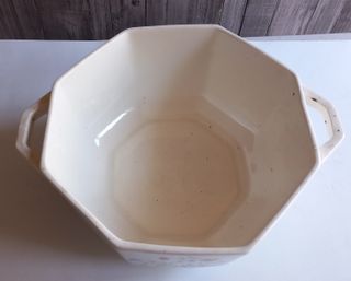 Fuente de loza San Claudio + sopera