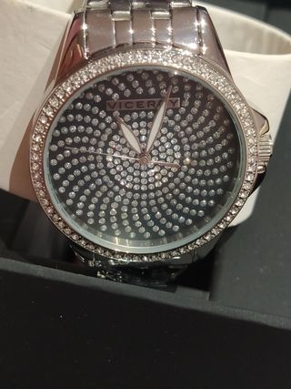 Reloj de marca viceroy.