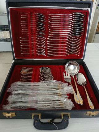 Servizio posate da 12 persone Gottinghen