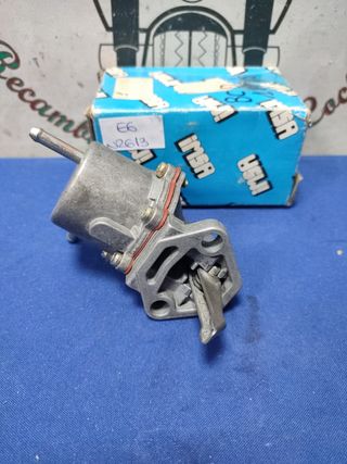 Renault R8, R10, R12 bomba combustible 