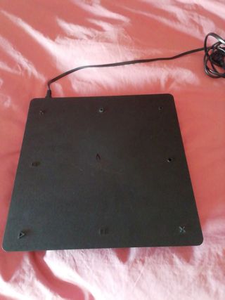 Play Station 4 Slim 1 TB