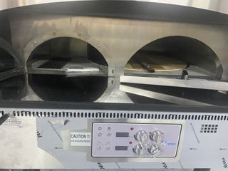 Horno de pizza rotatorio gas y leña