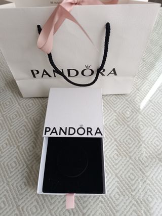 Caja y bolsa pandora 