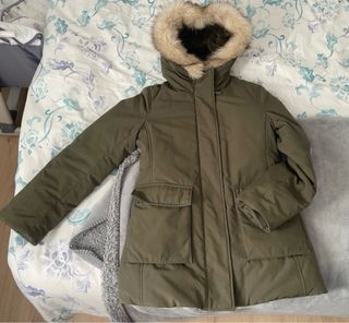 Abrigo/ parka plumas Uniqlo