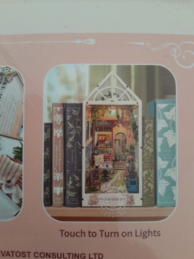 Kit angolo libri, decorazione per libreria