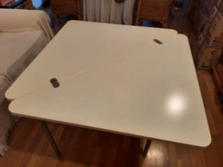 Mesa pequeña de cocina IKEA (extensible)