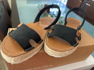 Sandalias negras 