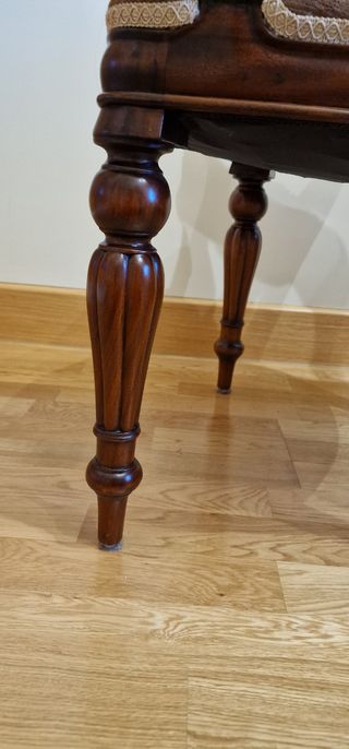 Butaca madera clásica