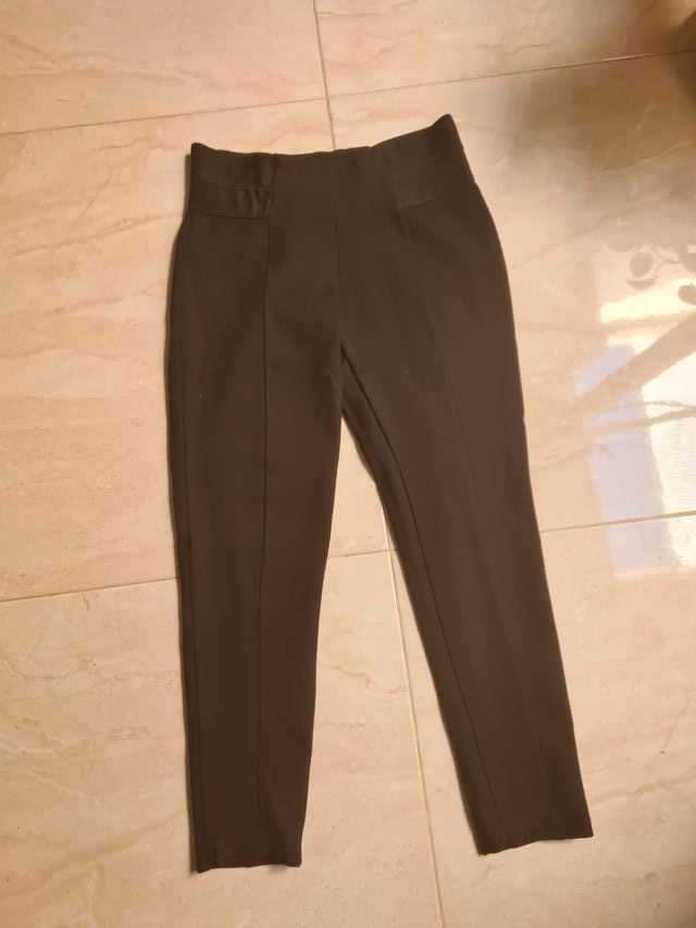Pantalón legging negro zara