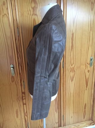 Cazadora piel talla 42