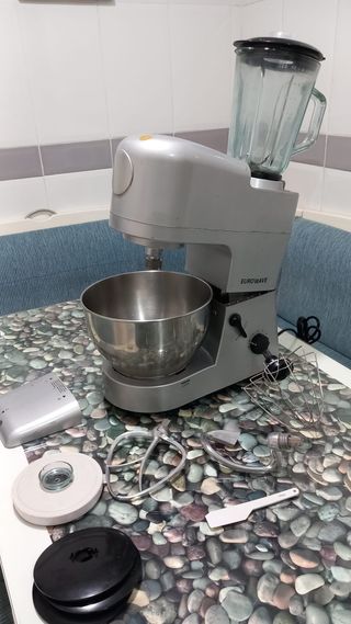 Robot cocina: amasa, bate, pica, monta