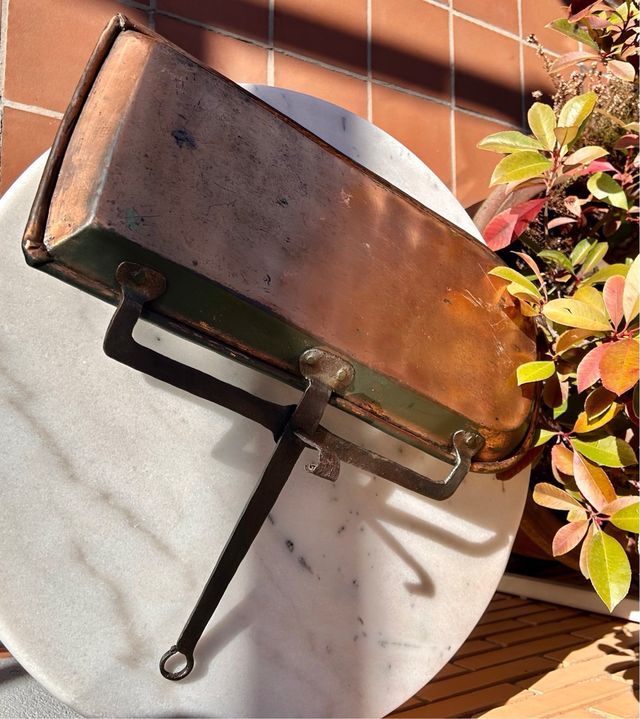 Grelhador de cobre francês antigo
