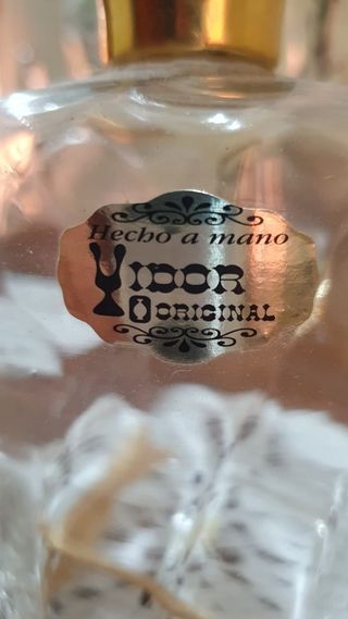 Juego de tocador cristal y dorado