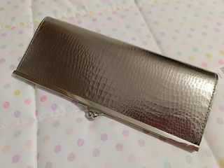 Cartera fiesta plateada