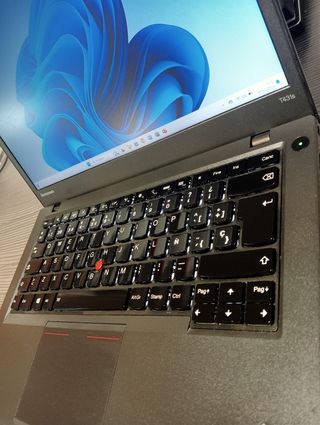 ➤ Potente portátil Lenovo en estado impecable