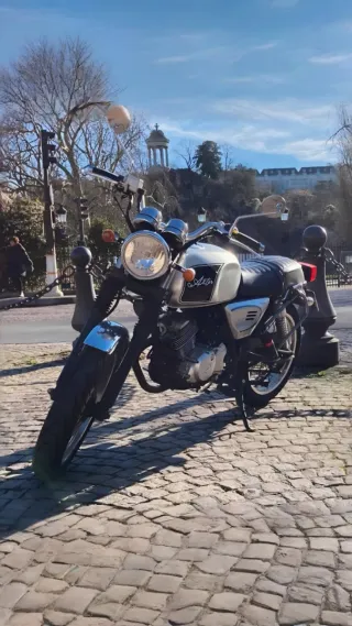 Orcal astor 125cc café racer 10.000km