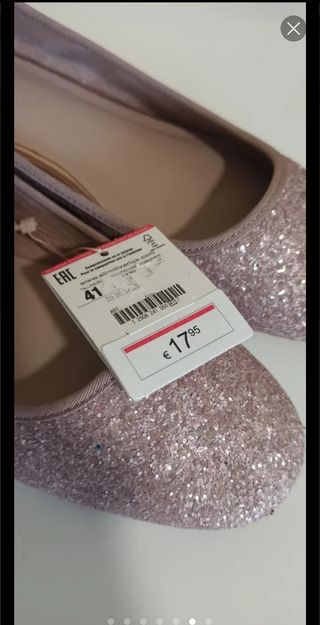 STRADIVARIUS: Zapatos. T-40/41